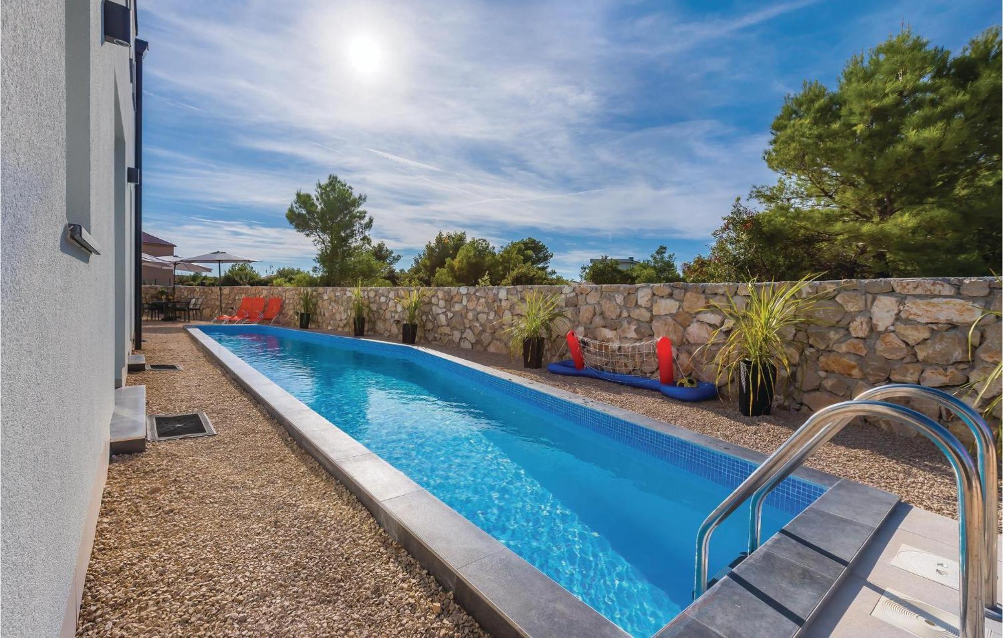 4 Bedroom Beautiful Home In Šibenik Esterno foto